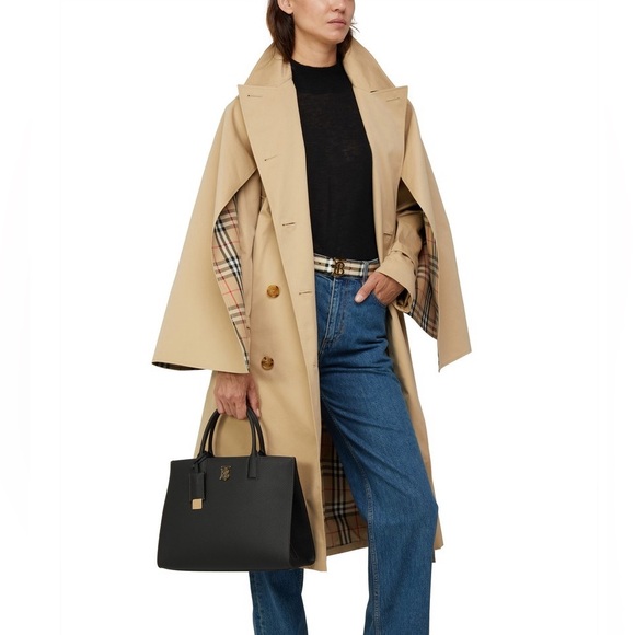 New Burberry Cotness Gabardine Trench Coat Women’s Size 0